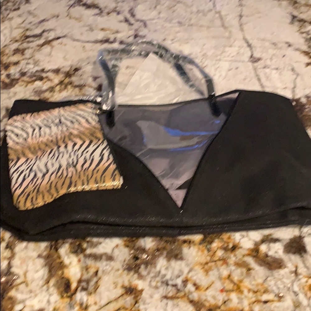 VS New Tote bag and pouchette